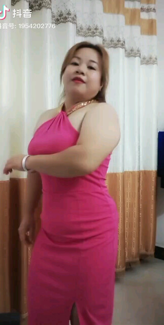 小淘气，这美女丰满适