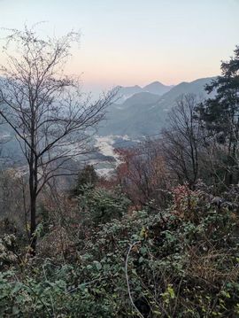 小艾回湖北不定时播主播照片