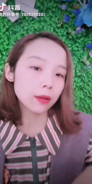 一看就知道不会是一个撒娇的女人