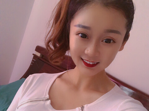 小野丫头^_^海报