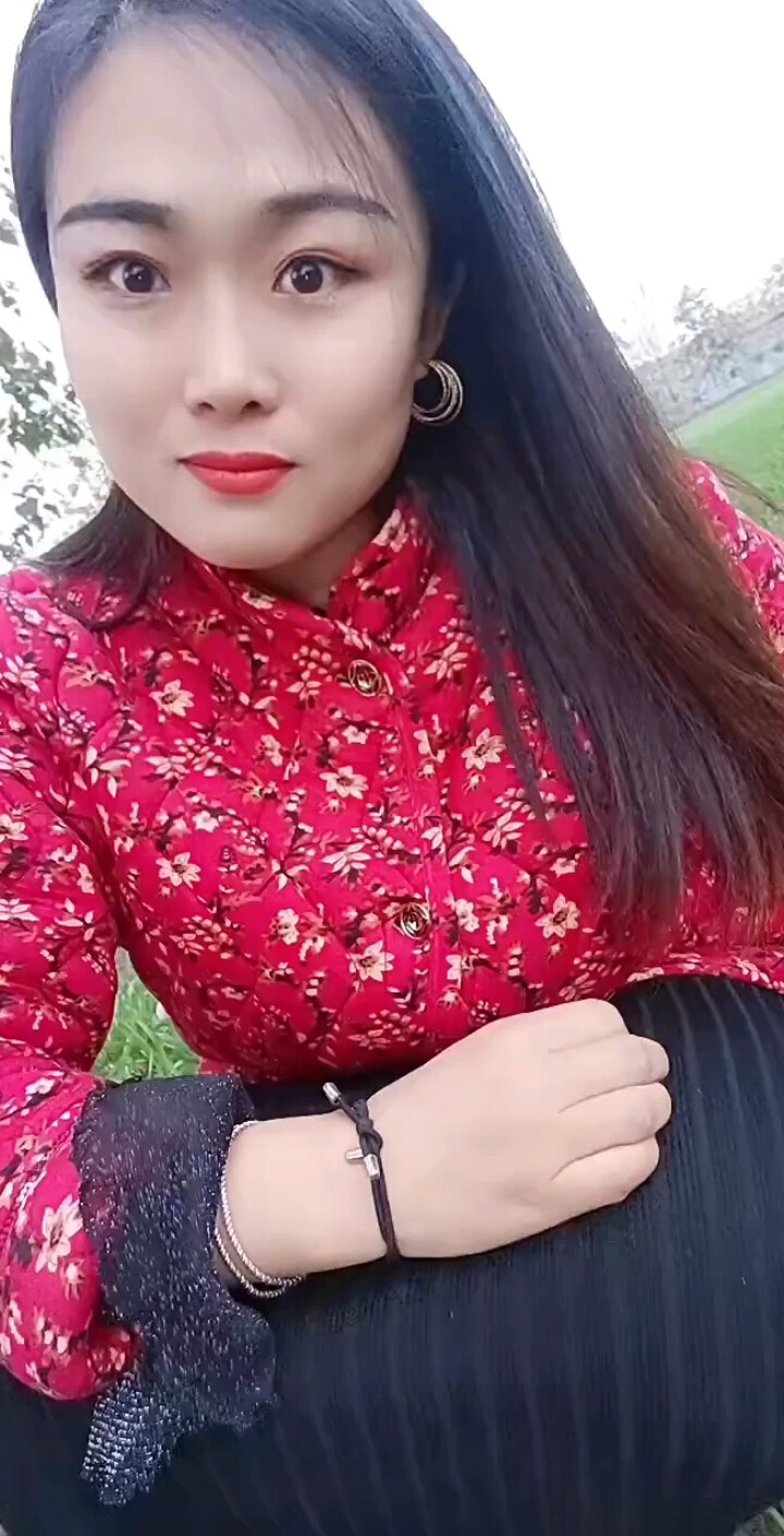 你的眼角流着我的泪