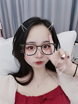 妮妮尔雅主播照片