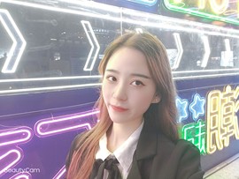 阿璐2号主播照片