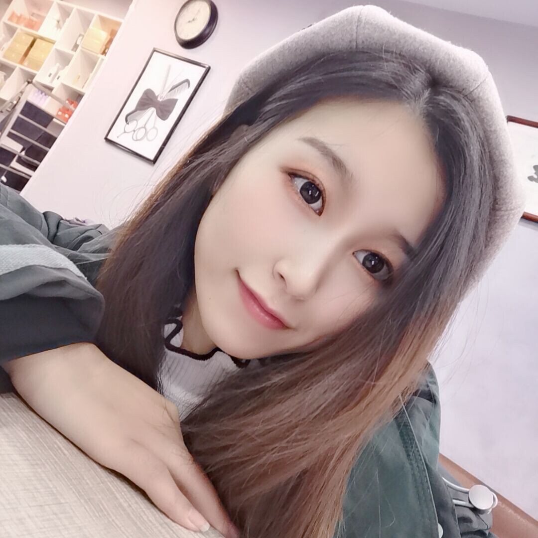 爱笑的YJ的图片