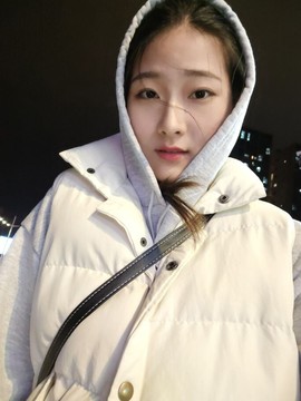 旺旺女孩☞主播照片