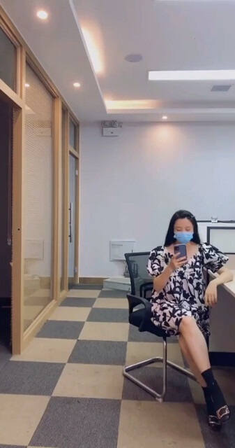 这样会不会把他吓到