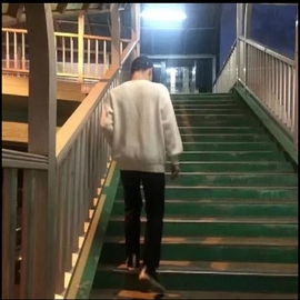 三分醒七分醉小虎牙主播照片