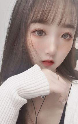 蜜乐*暂休主播照片