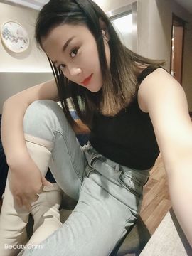 静静Imissyou主播照片