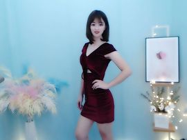 笑笑暂退主播照片