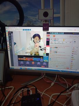 果果(平安好运)主播照片