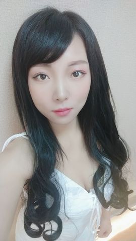 如嫣休休休主播照片