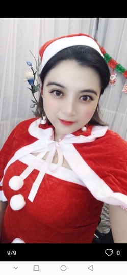 依依🌺星🌺城事主播照片