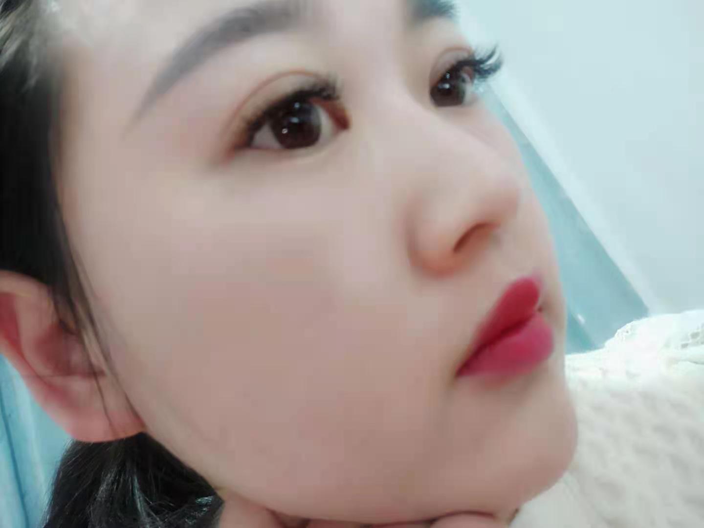 肉肉的瑾沫💃的图片