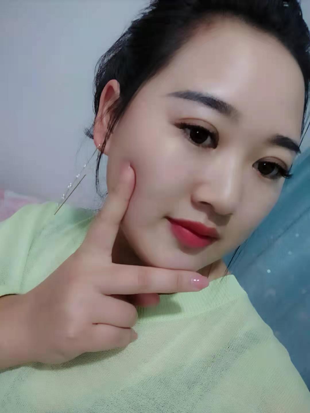 肉肉的瑾沫💃的图片