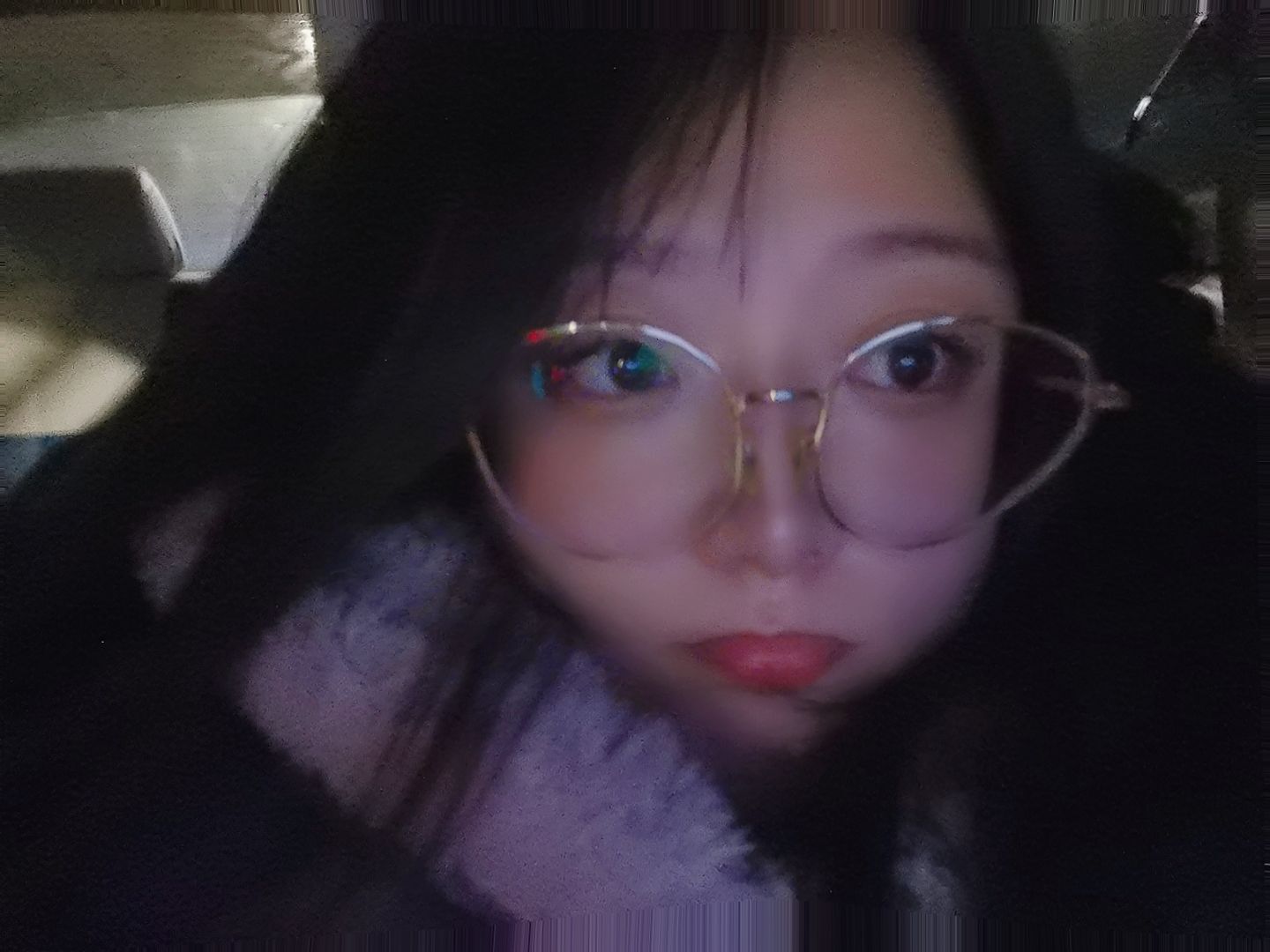 曈妹儿💜51818的图片