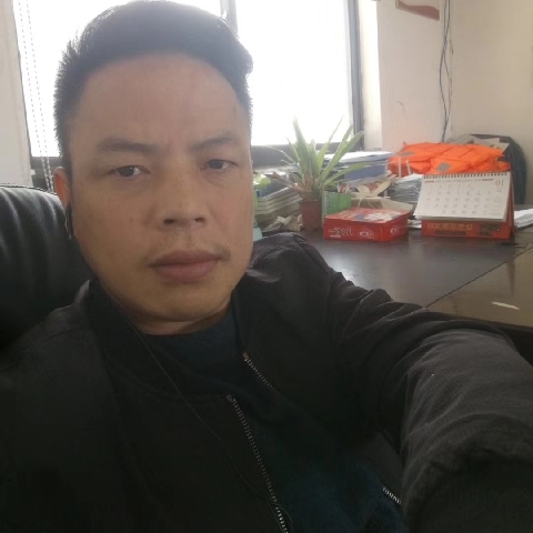 墨守下凡🈚人身的主播照片