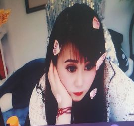 东北妞酒儿主播照片