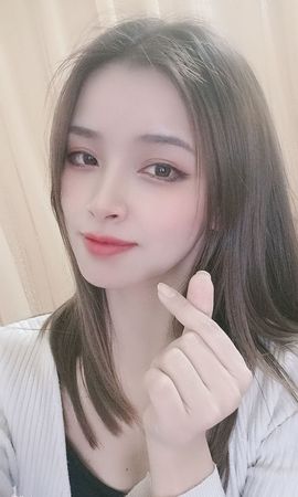 萌萌不圆深夜话聊主播照片