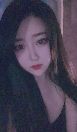 小小西521主播照片