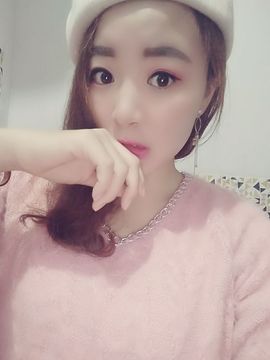 璐璐已换号播哈主播照片