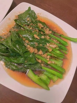 是不是蛋糕主播照片