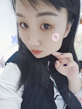 冰心有事不定时直播主播照片