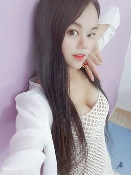 紫霞💜回四川去播主播照片