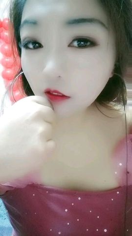 活宝黑妮主播照片