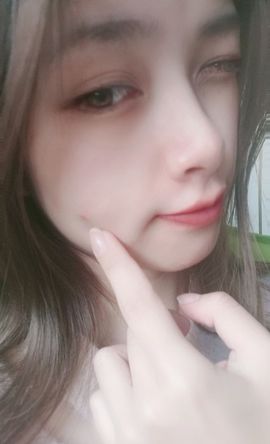萌萌不圆深夜话聊主播照片