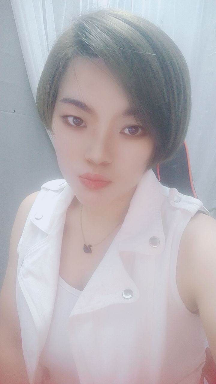 脸脸吃不饱的图片