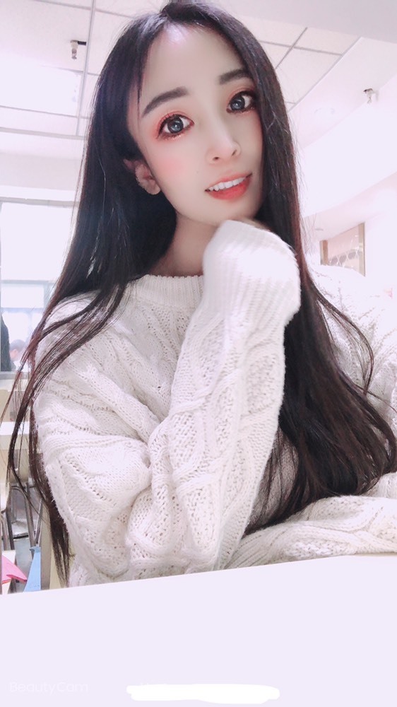 小玲宝🧸不连麦的图片