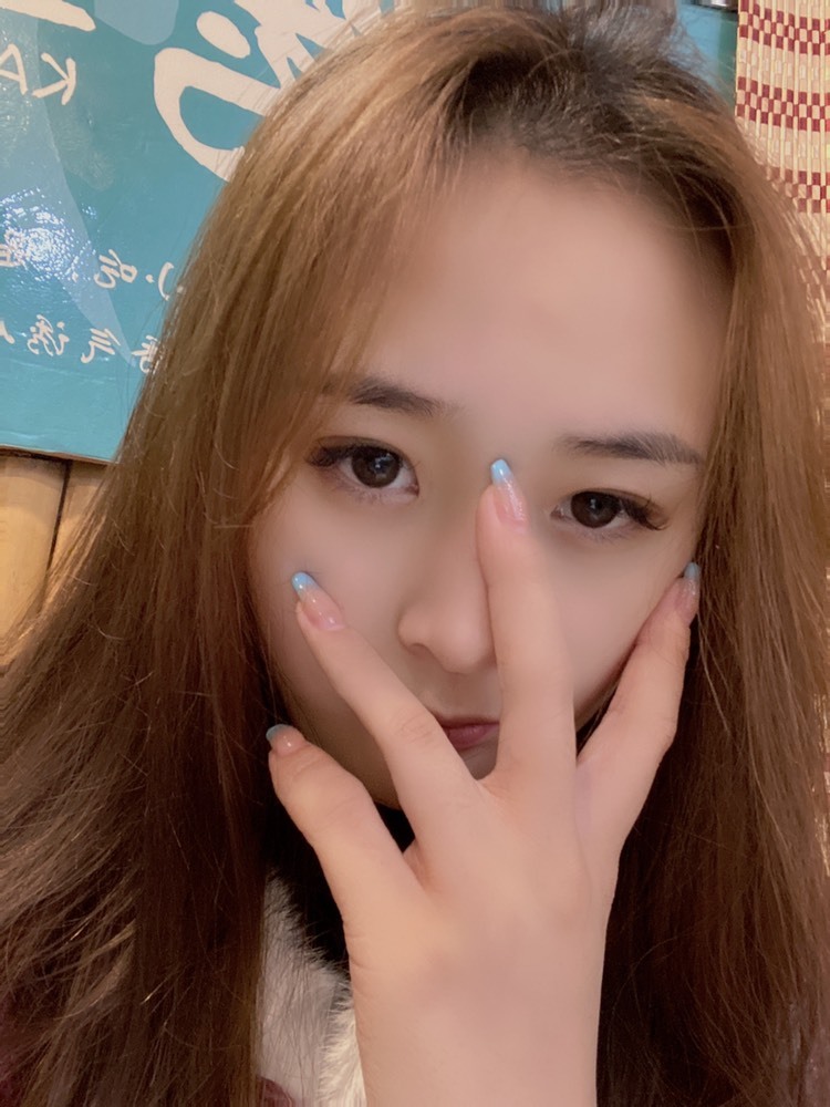 路凡雯雯的主播照片