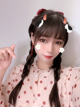 沵鹿小姐姐主播照片