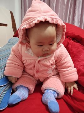 洛洛西~洛芸曦的图片