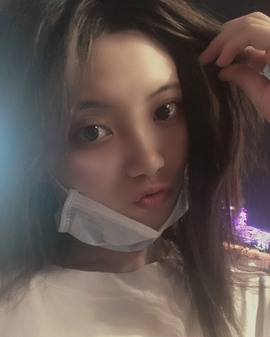 我抽抽抽抽抽没人爱主播照片