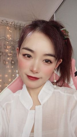 李师师Li放假啦！主播照片