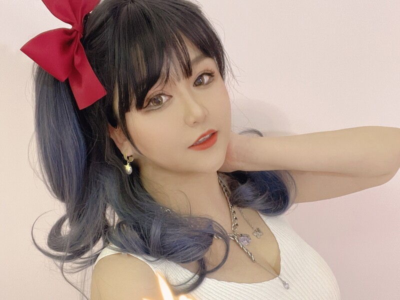 野生希的主播海报