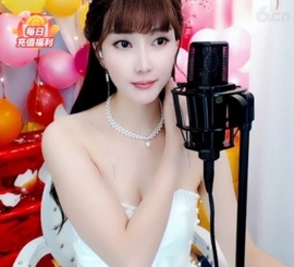 水母好美主播照片