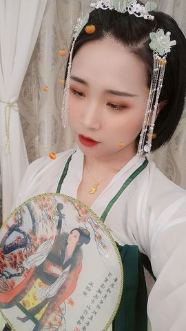 茶茶幸运星主播照片