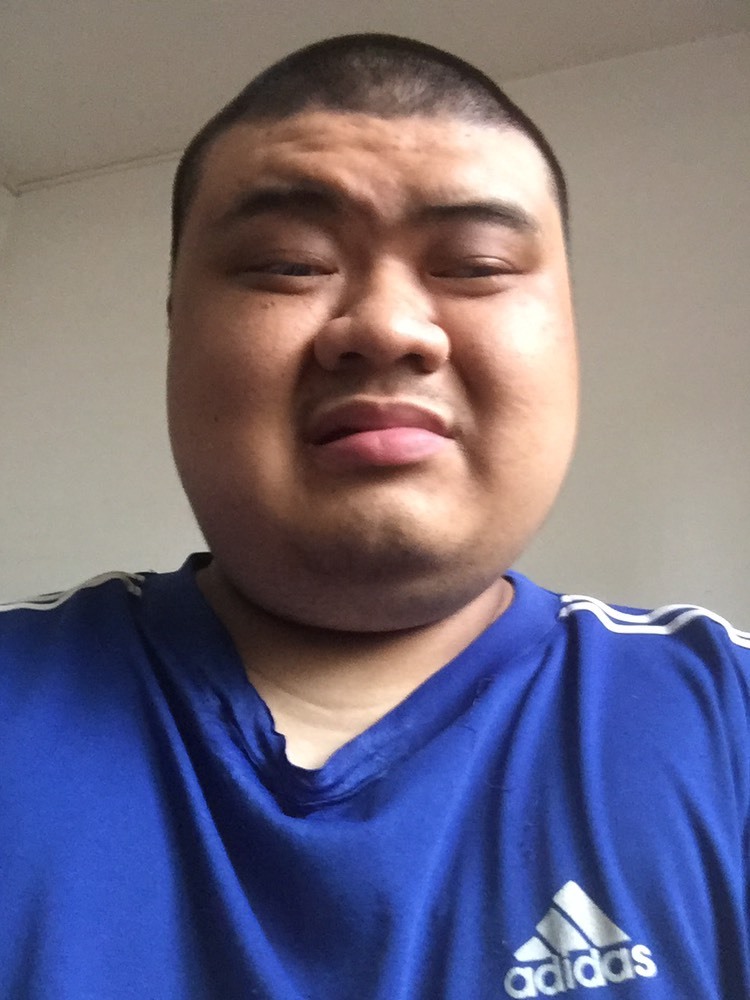 历历74的主播照片