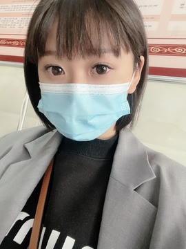 佳怡~主播照片