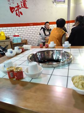 凑美没人爱主播照片