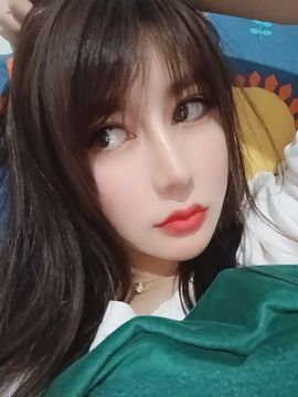 曼曼🌙暂停直播主播照片