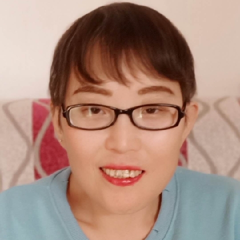 人真愁啊主播照片