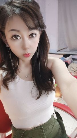 臭丫头@主播照片