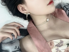 荔枝吞瑶瑶的图片