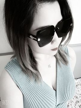 迷人的小妖精👑的图片