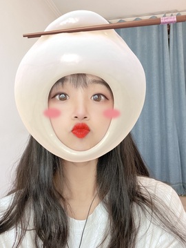 A亮宝主播照片