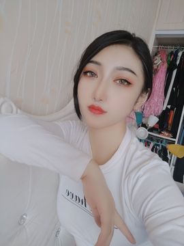 新人小景甜清舞求守护的图片